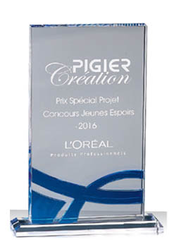 troph&eacute;e plexiglass luxe