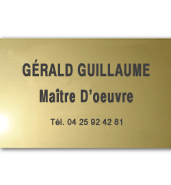 Plaque Laiton 50x30 ou 1500 cm²<br>3 lignes de texte3