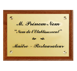 Plaque Maître Restaurateur<br>Laiton 30x20 + support bois 34x242
